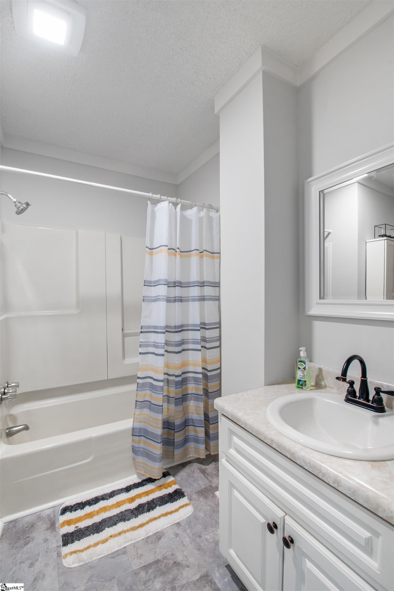 305 S 6th Street, Easley