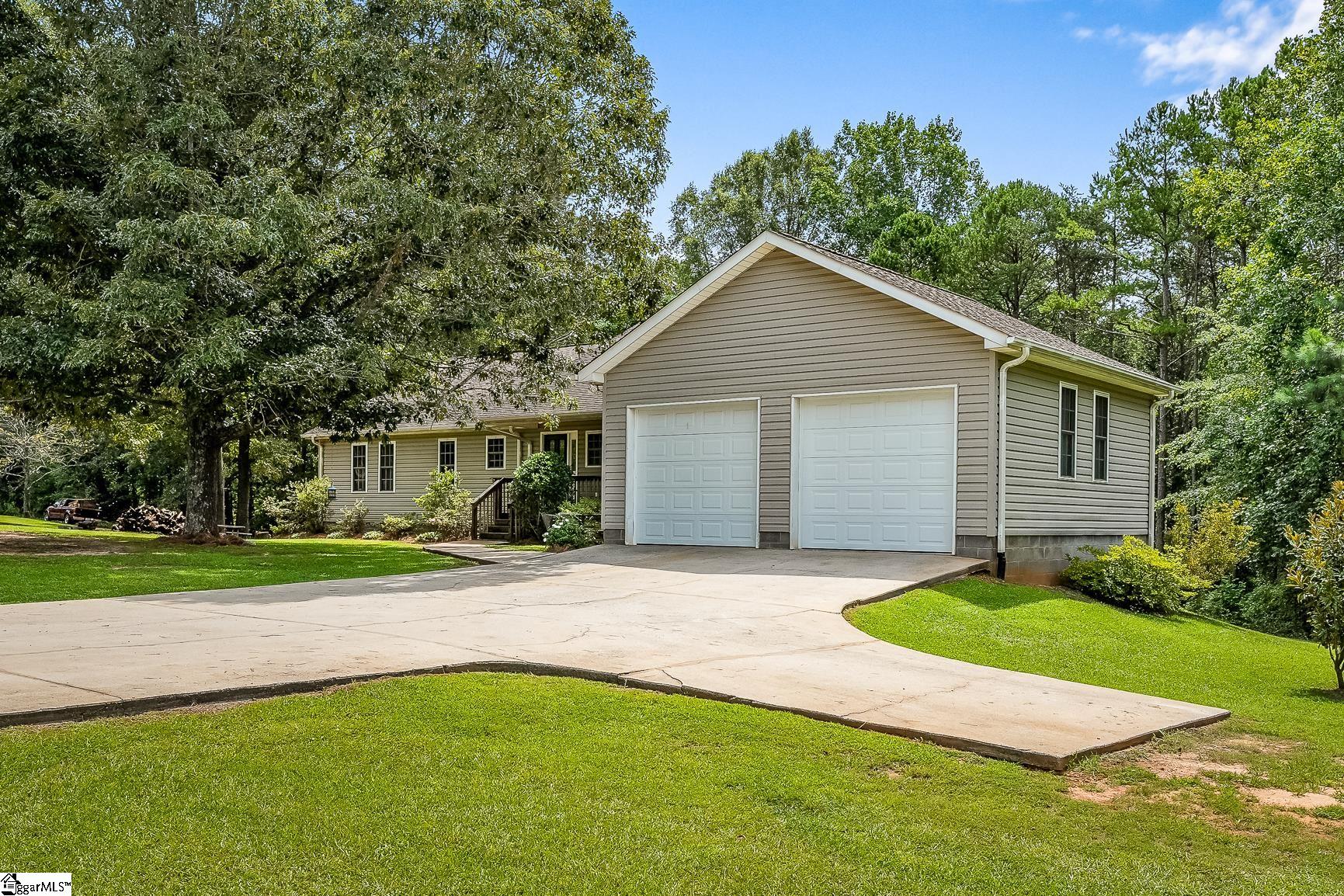 1447 Three Bridges Road