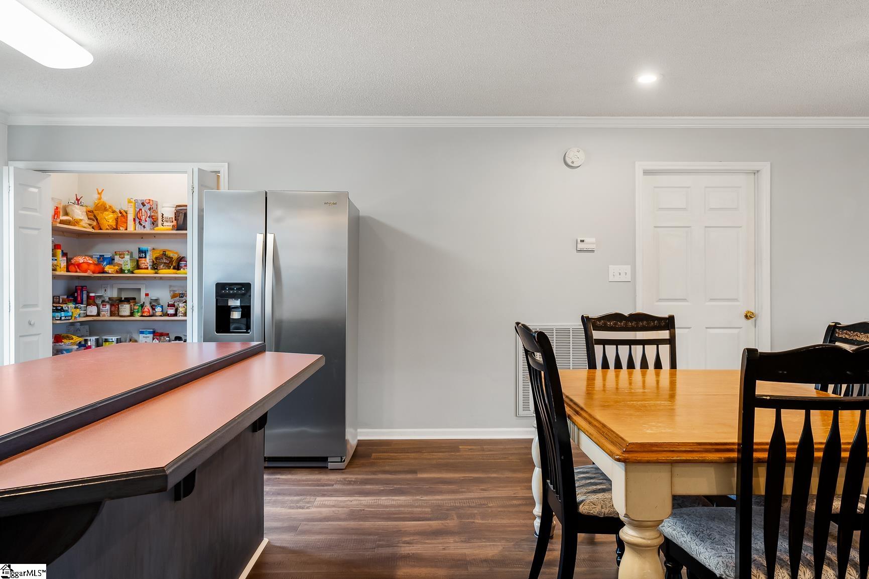 1447 Three Bridges Road