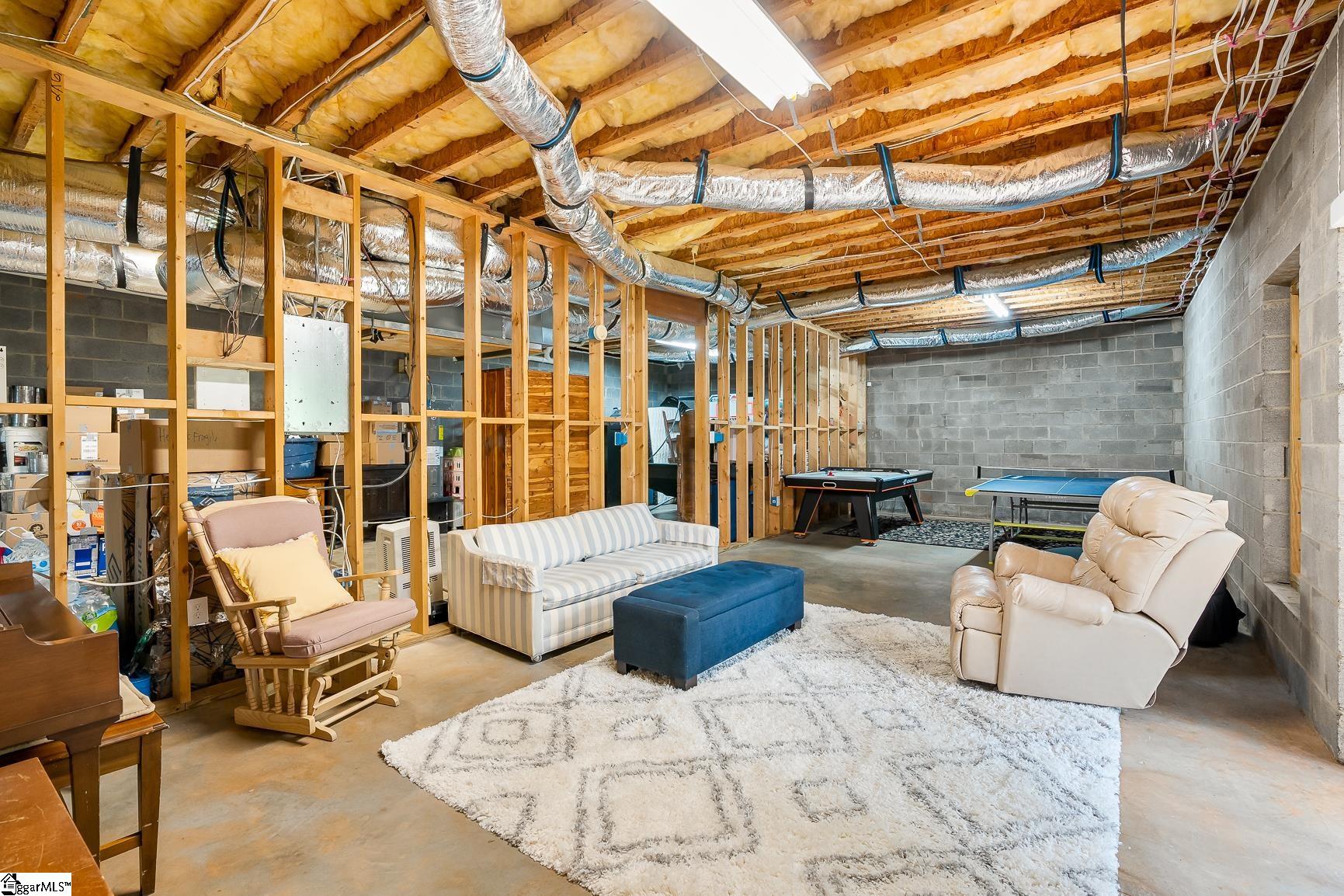 1447 Three Bridges Road