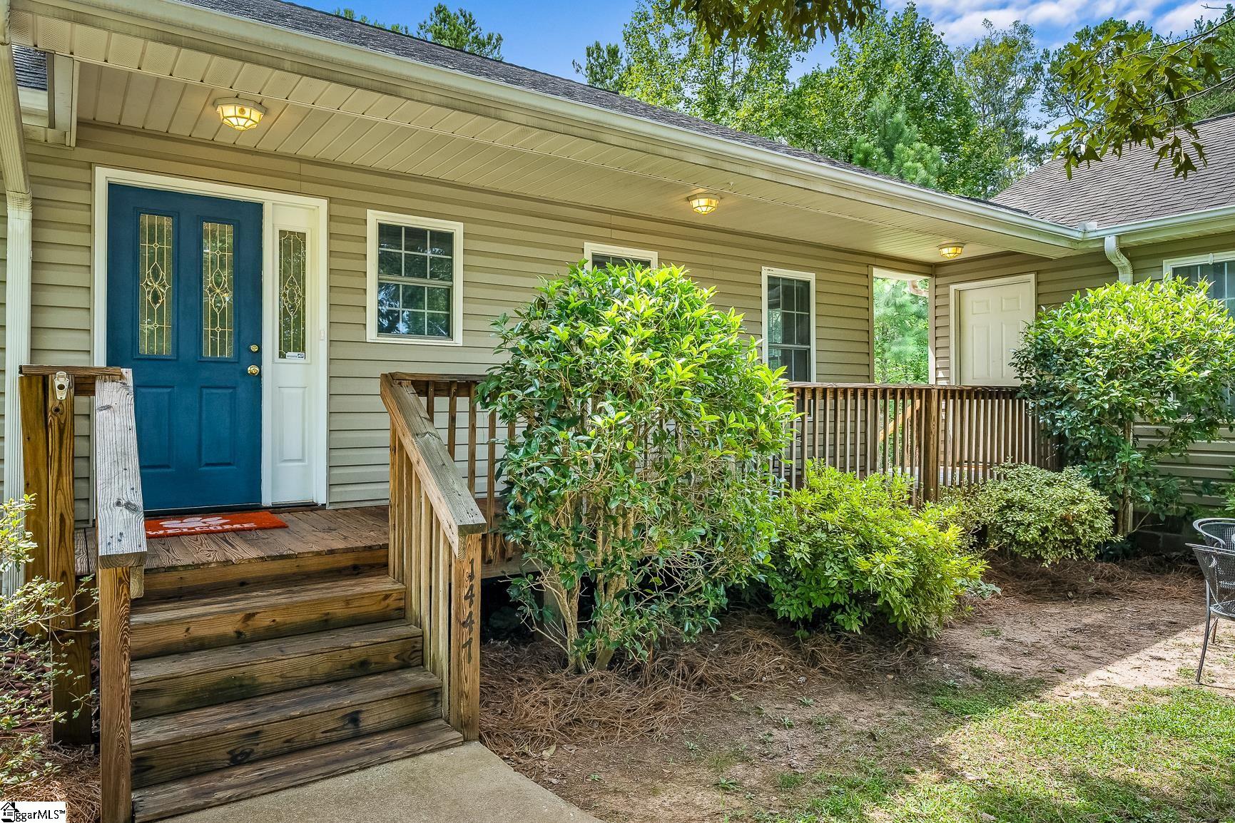 1447 Three Bridges Road