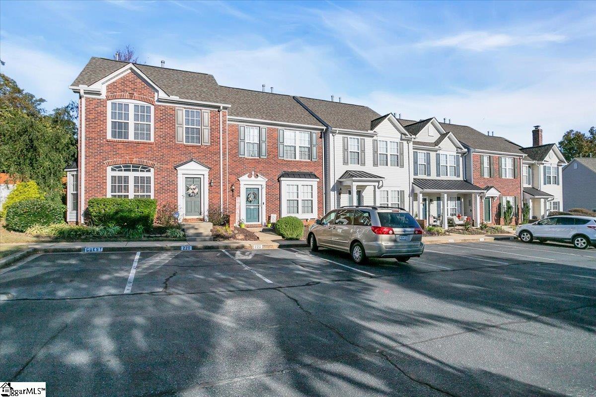 220 Spring Crossing Circle