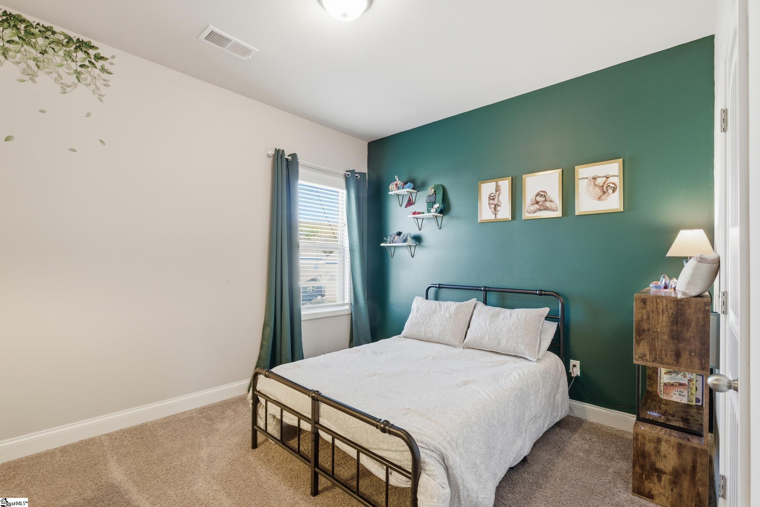 24 Dunsborough Drive