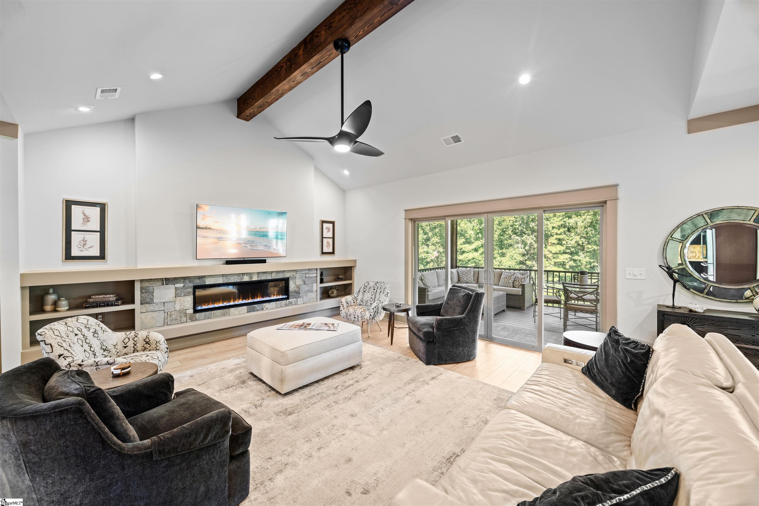 5 Maxfli Court