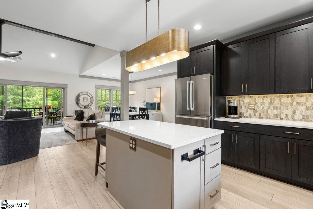 5 Maxfli Court