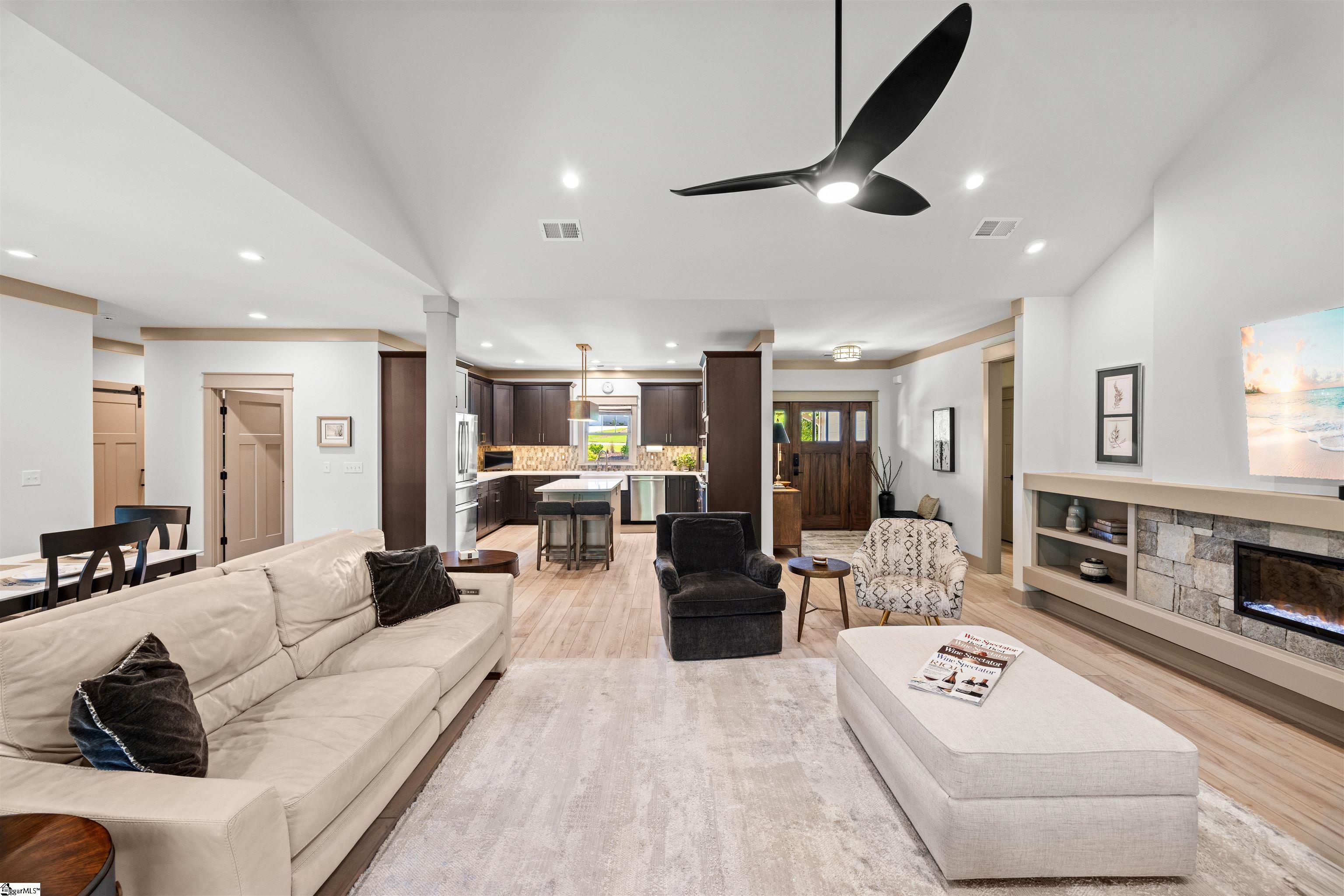 5 Maxfli Court