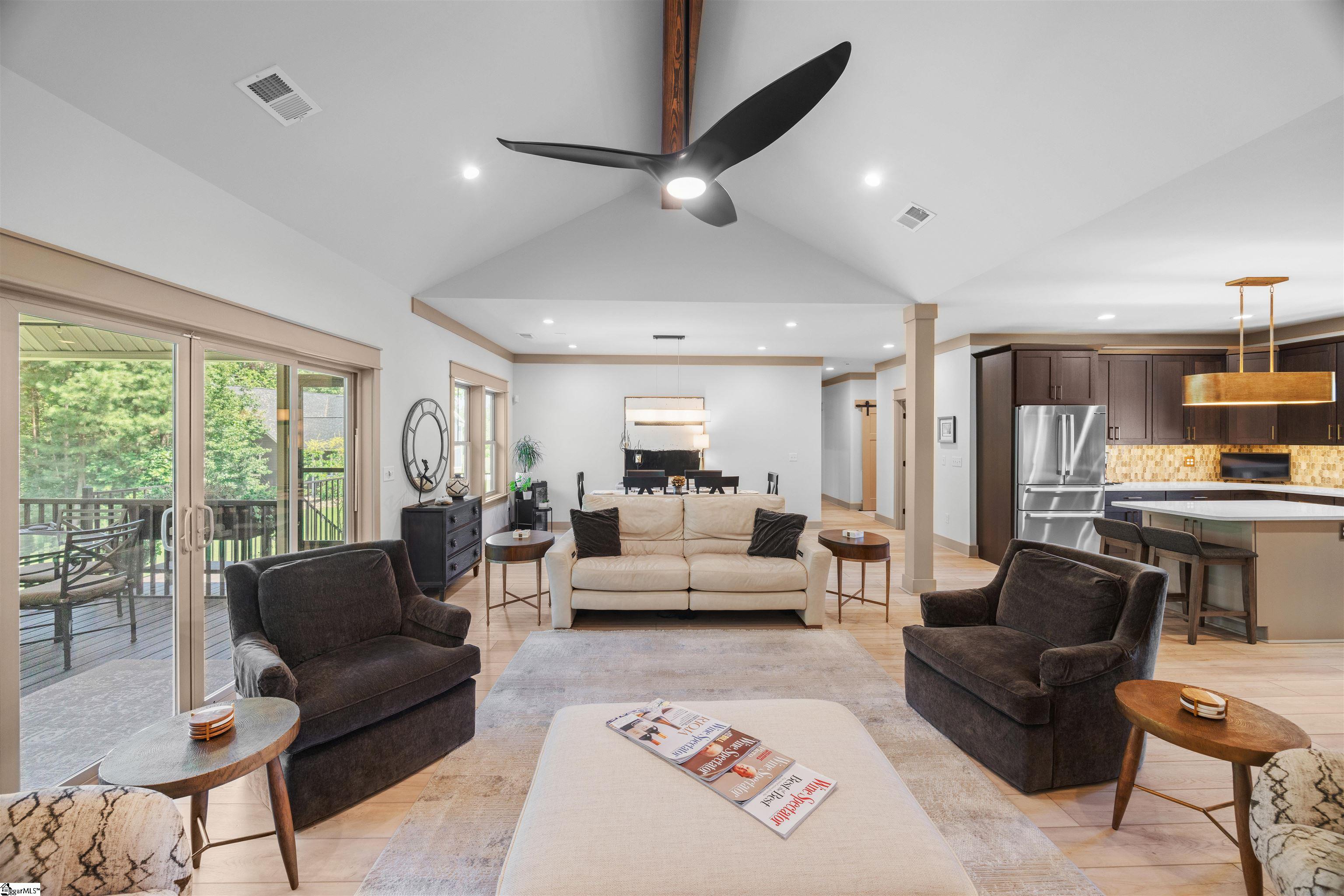 5 Maxfli Court