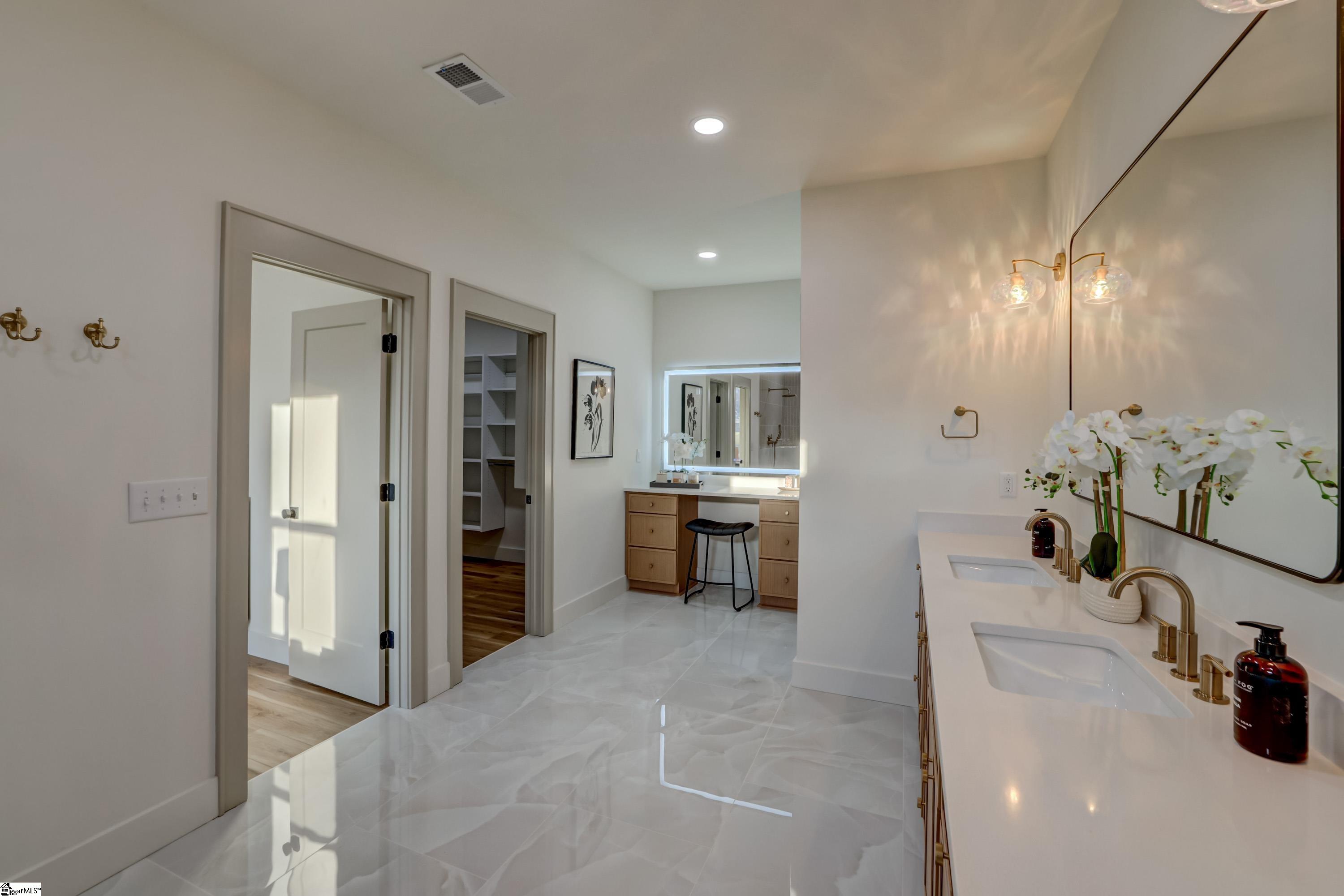 5 Plum Drive