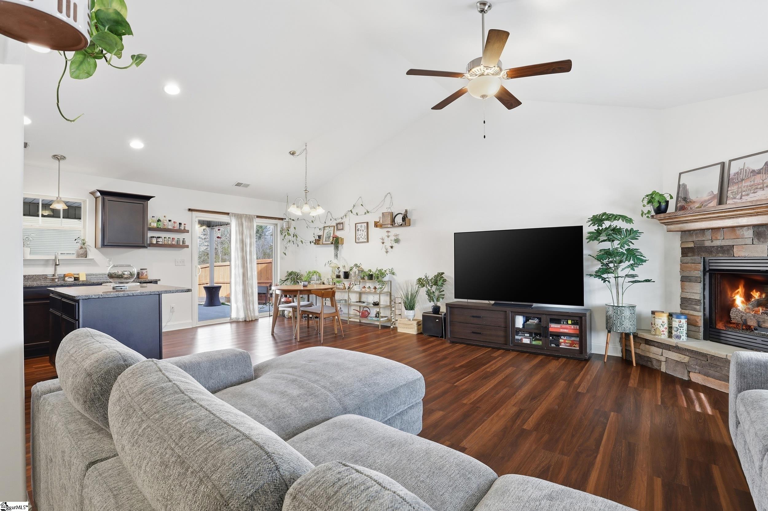 101 Forest Ridge Way