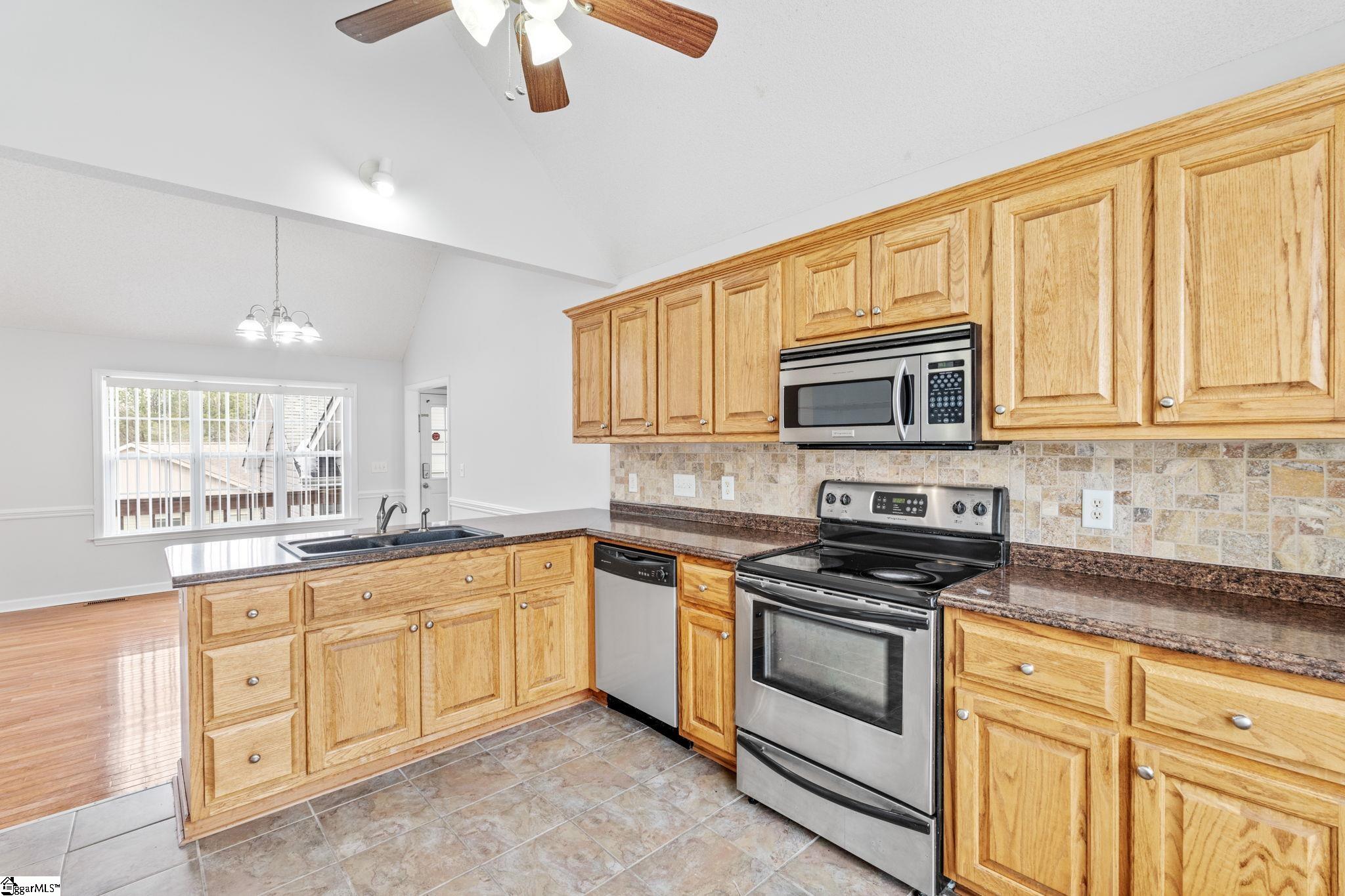 101 Oak Leaf Court