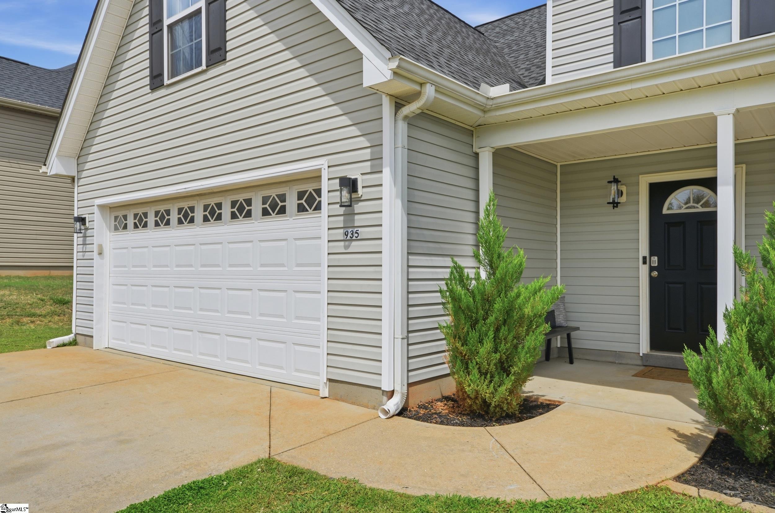 935 Echo Ridge Drive