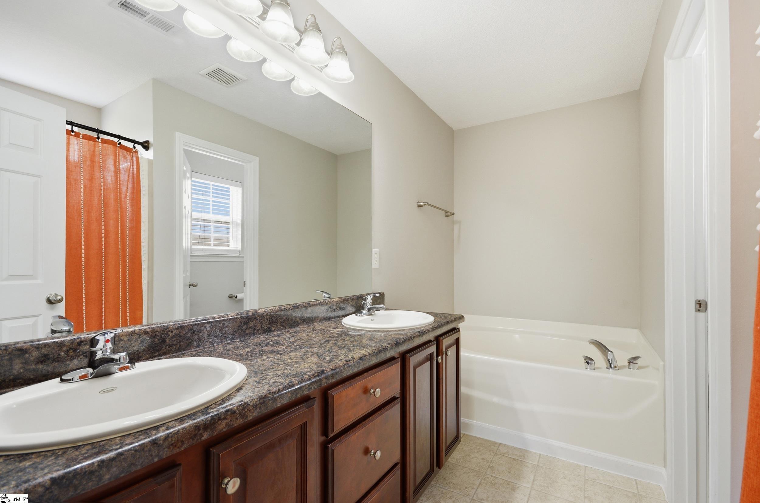 935 Echo Ridge Drive