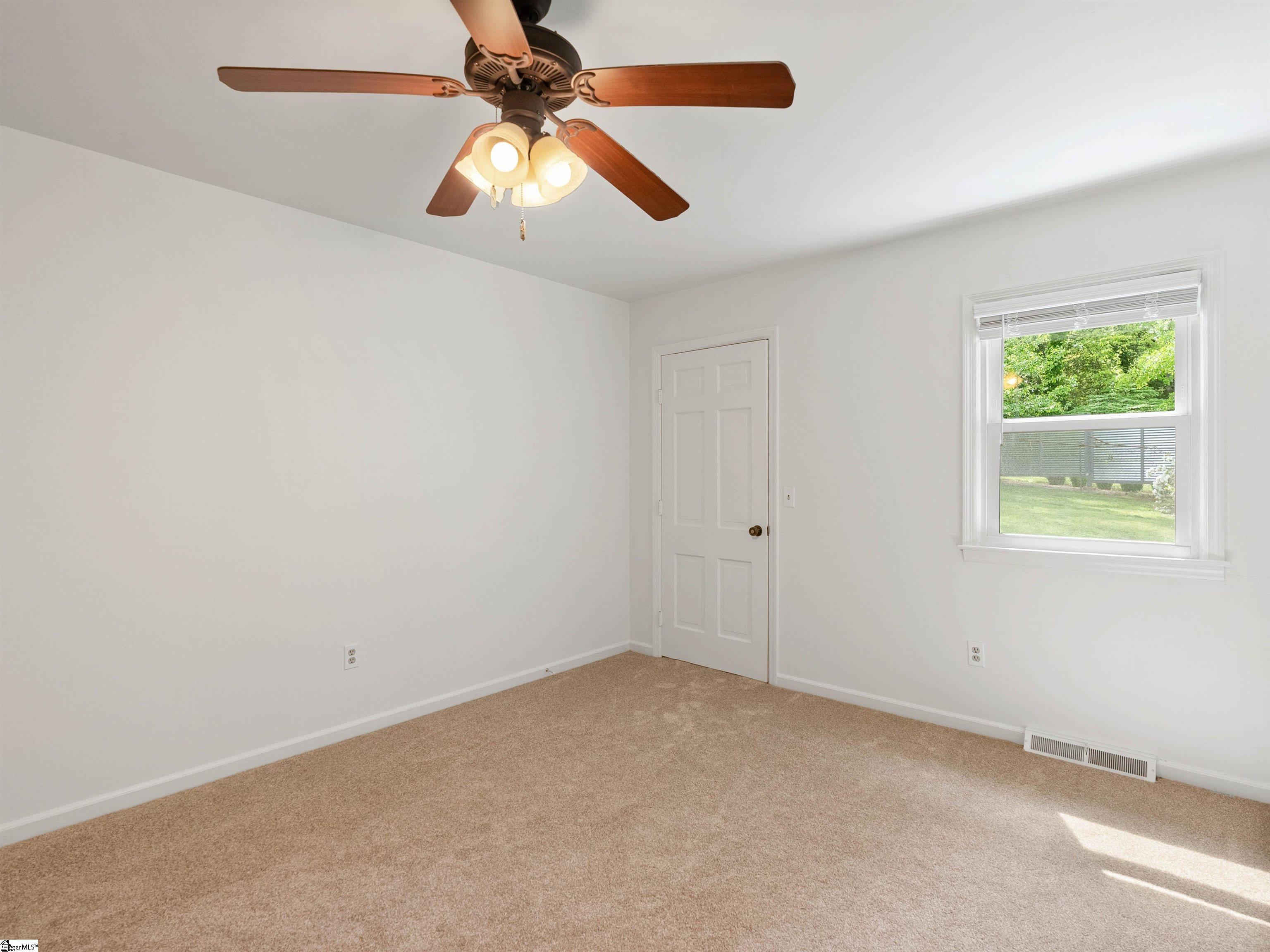 18 Twelve Oaks Terrace