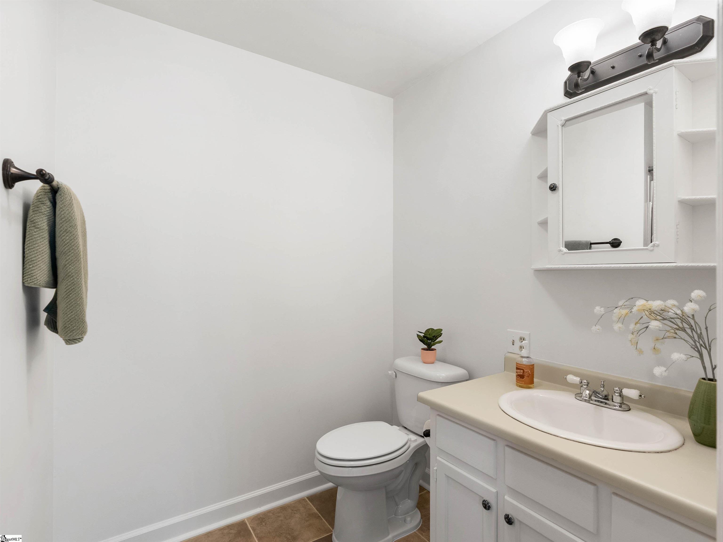 18 Twelve Oaks Terrace