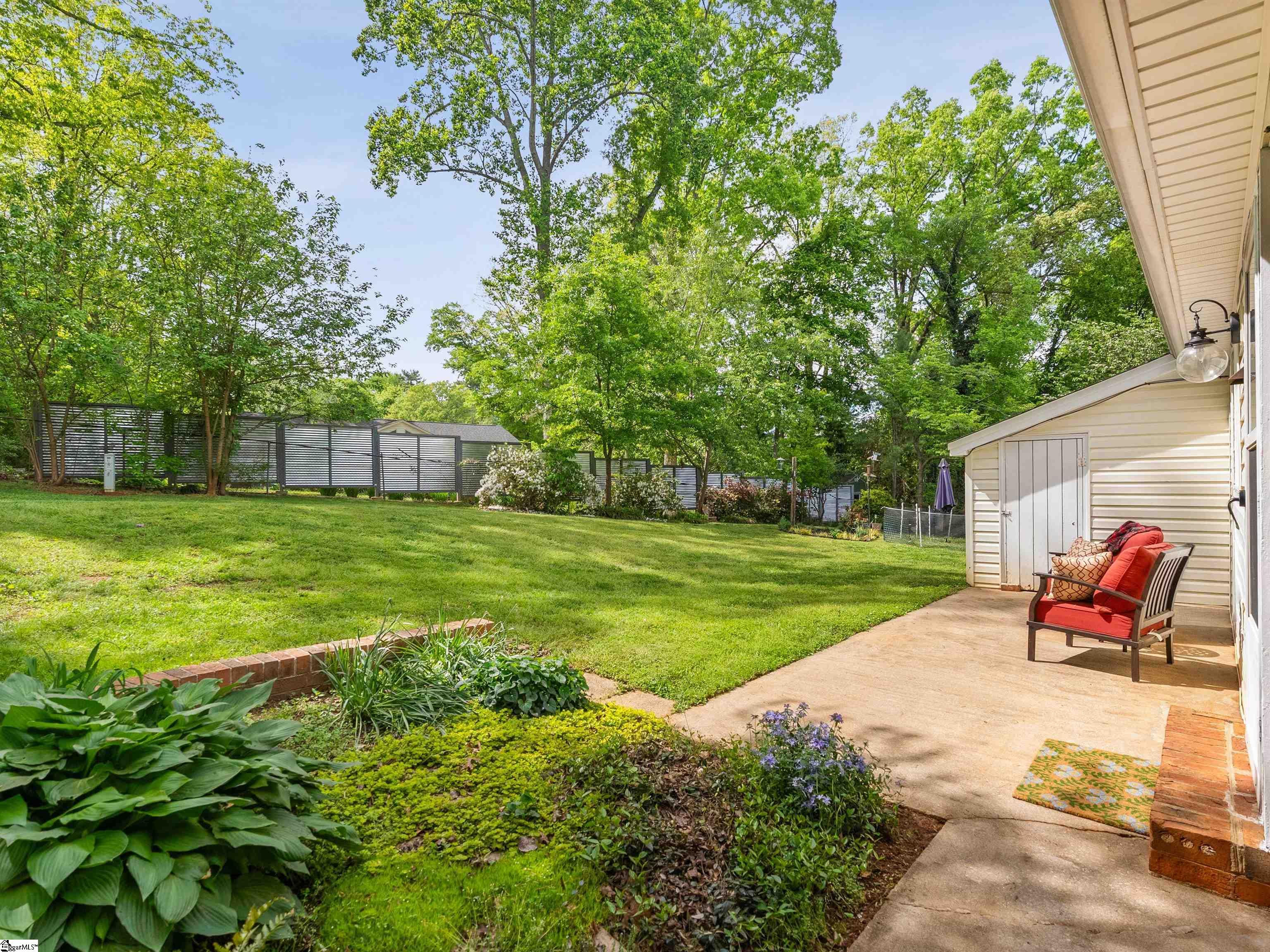 18 Twelve Oaks Terrace