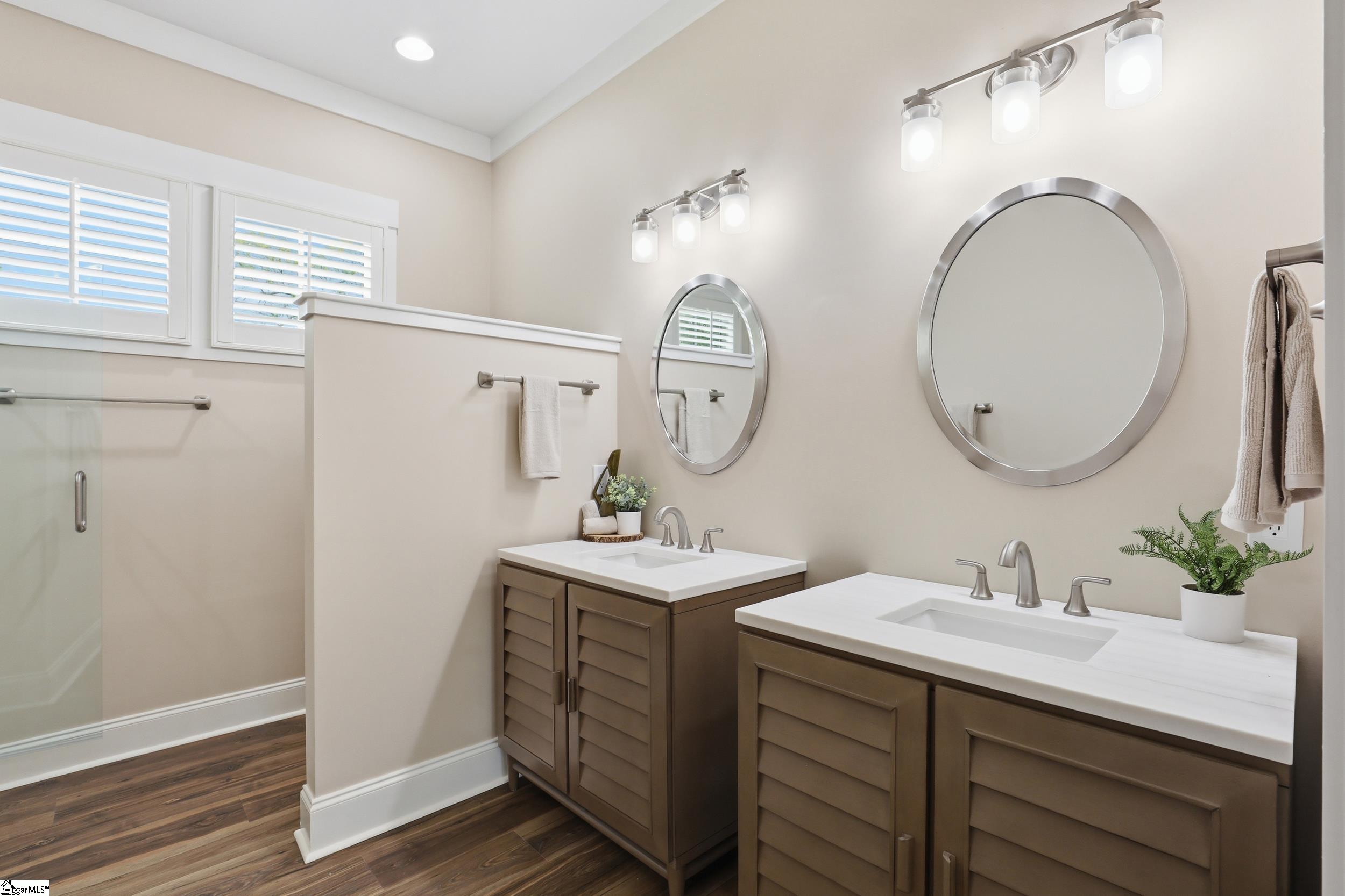 106 W Park Avenue Apt B