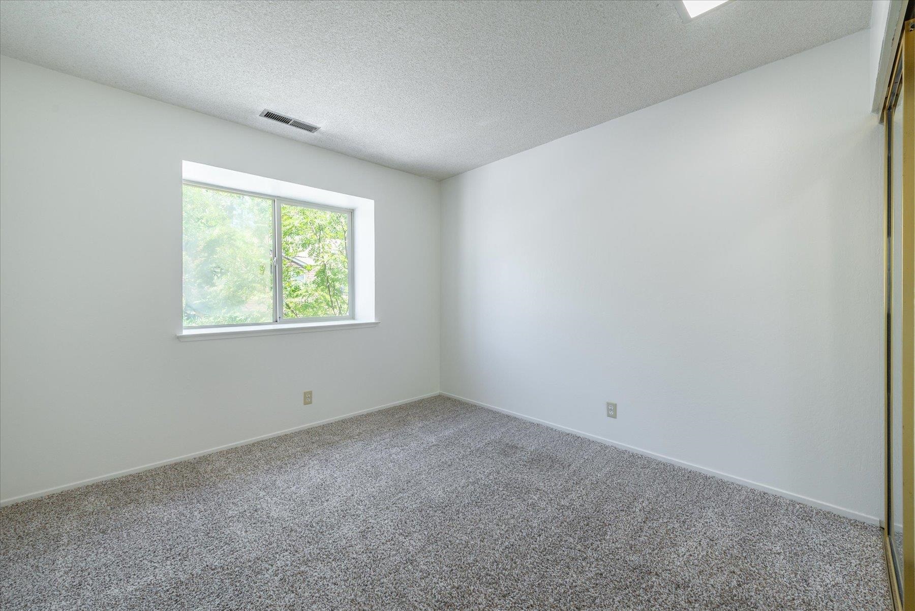3101 Lake Forest Road Unit: 42