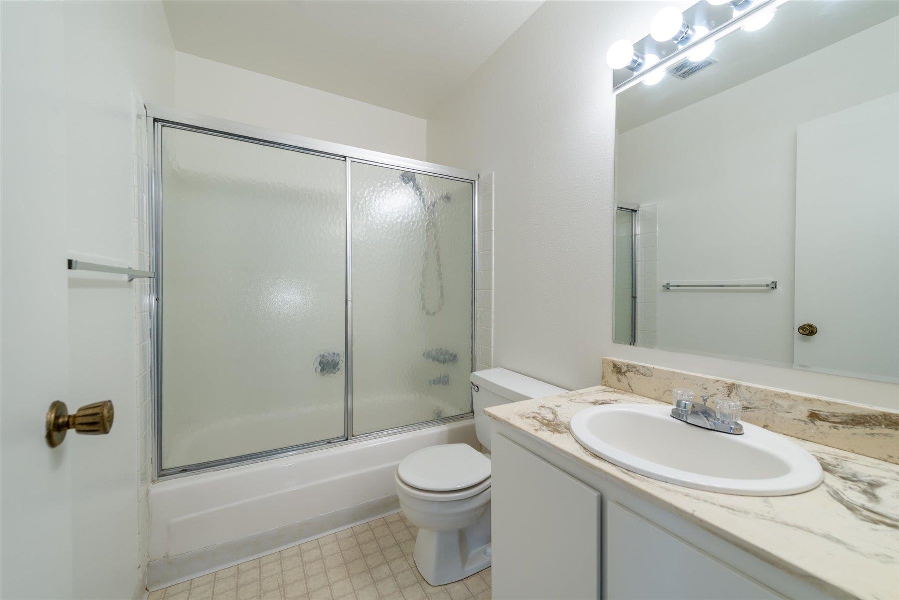 3101 Lake Forest Road Unit: 42