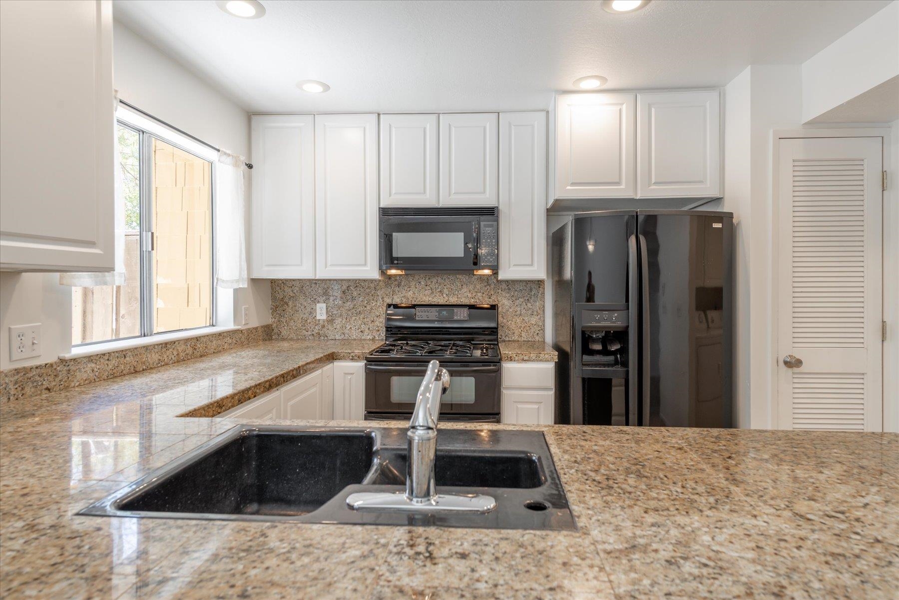 3101 Lake Forest Road Unit: 42