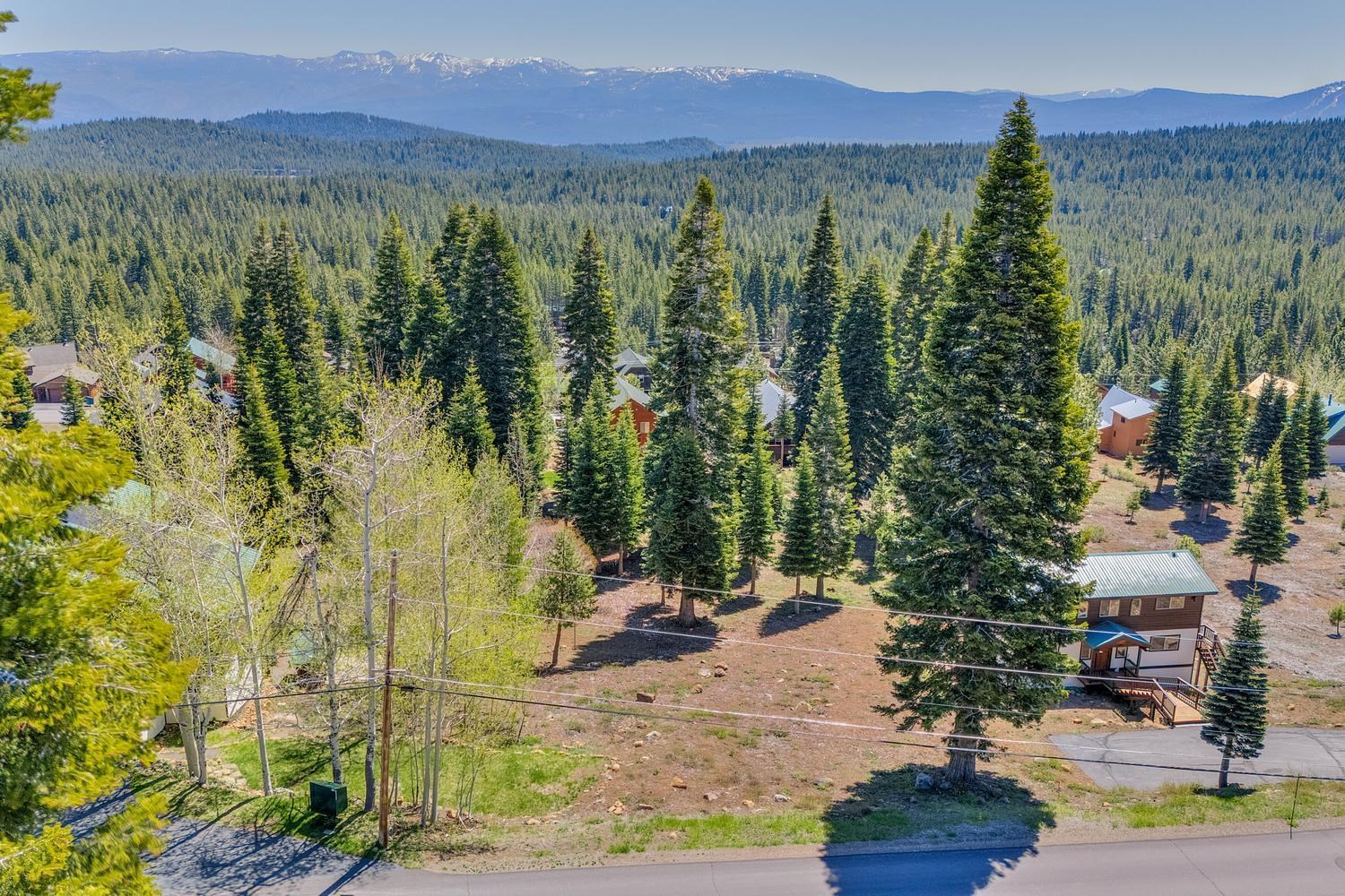 13257 Skislope Way