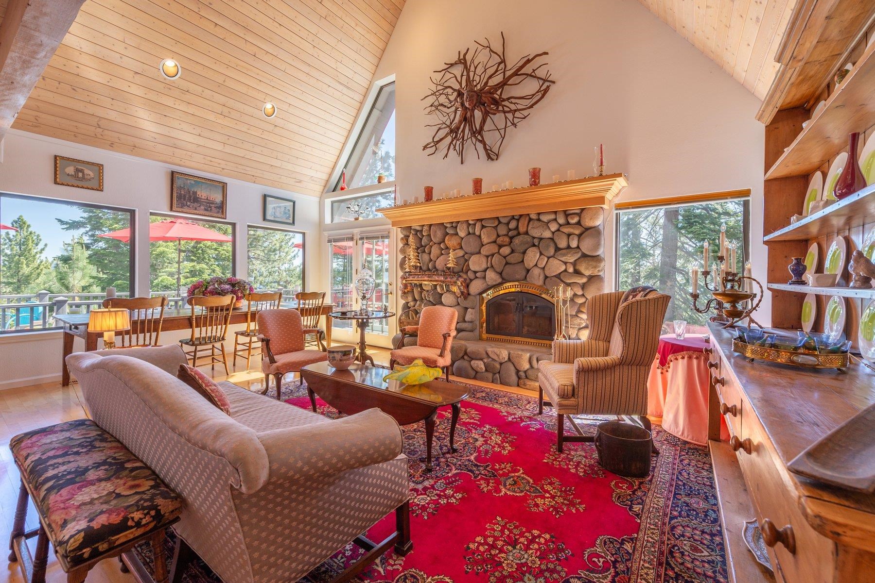 9033 Scenic Drive