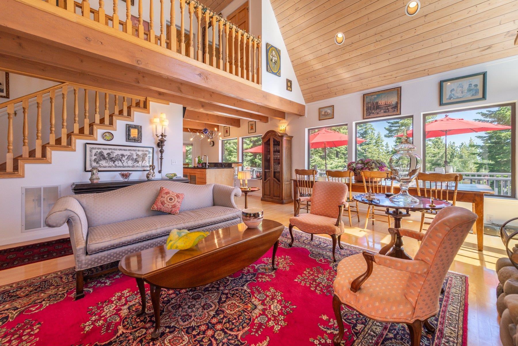 9033 Scenic Drive