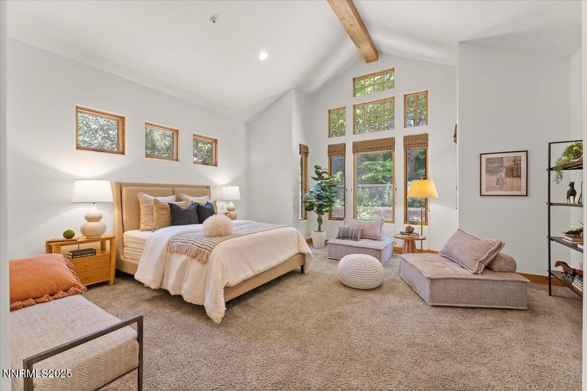 5695 Alpinista Circle