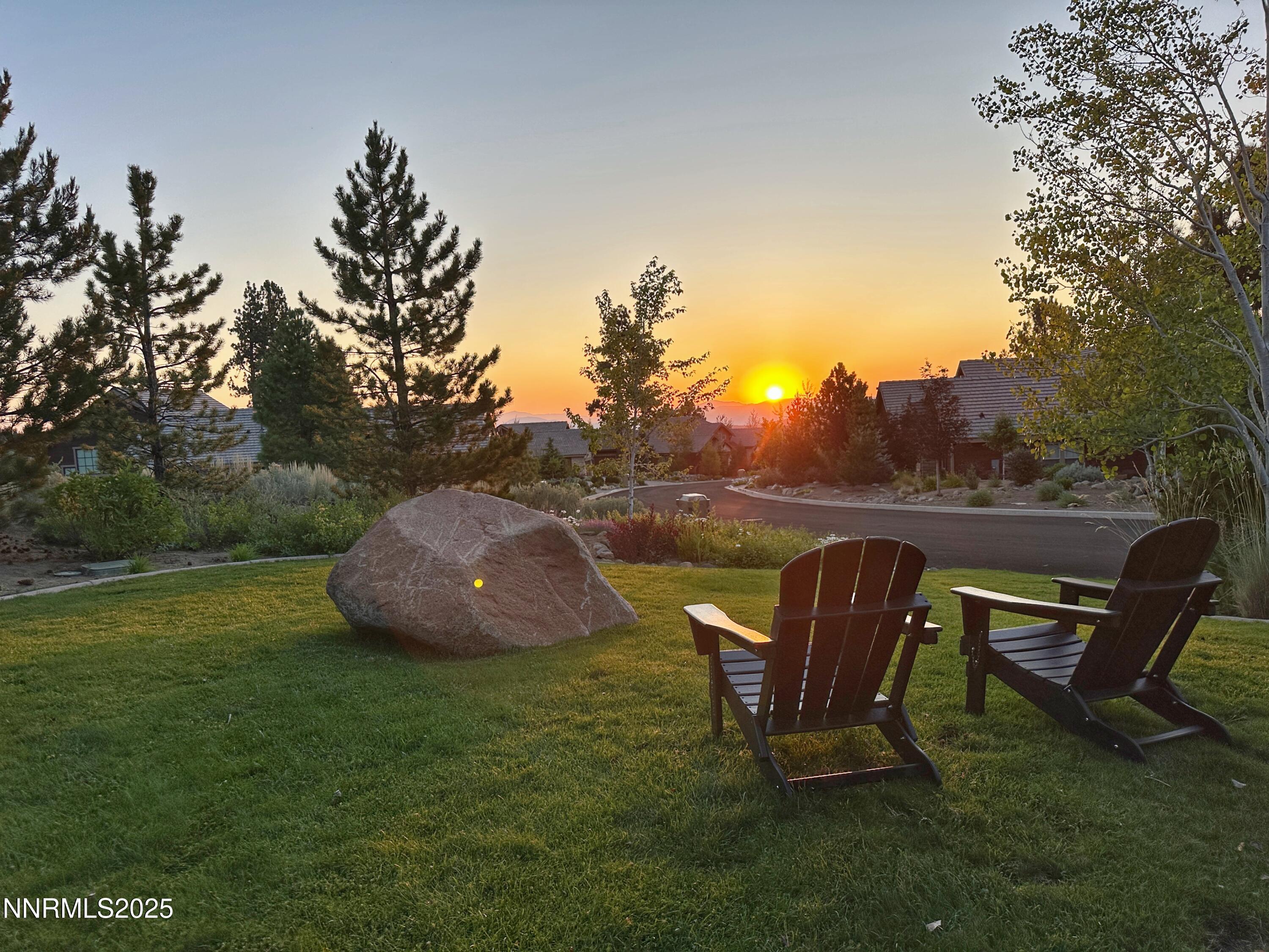 5695 Alpinista Circle