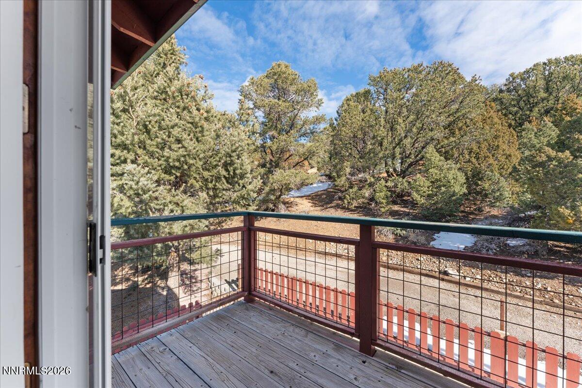 21381 Crestview Road
