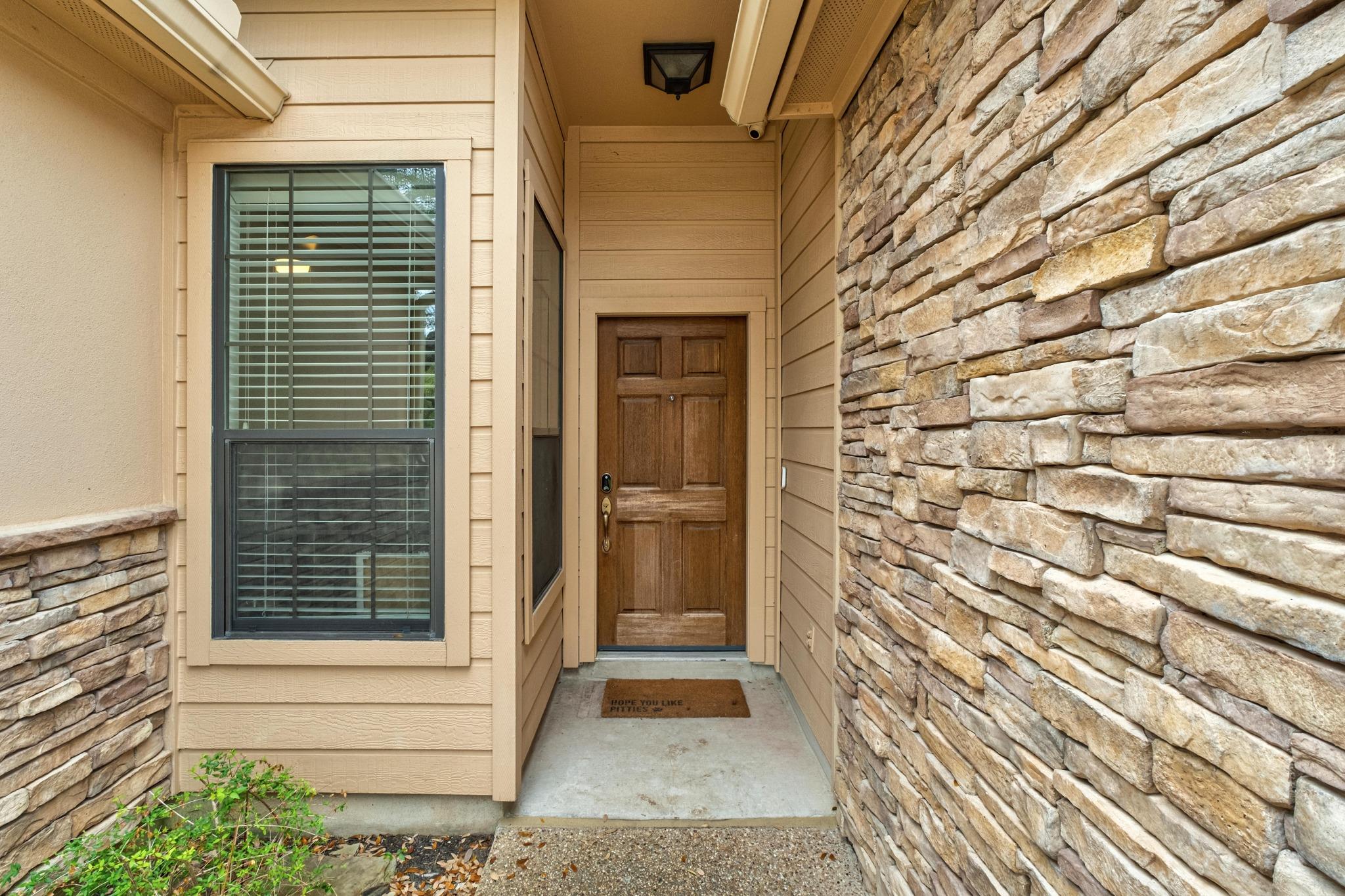 13700 Layton Loop