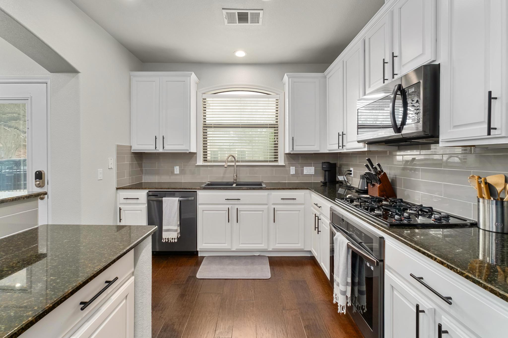 13700 Layton Loop
