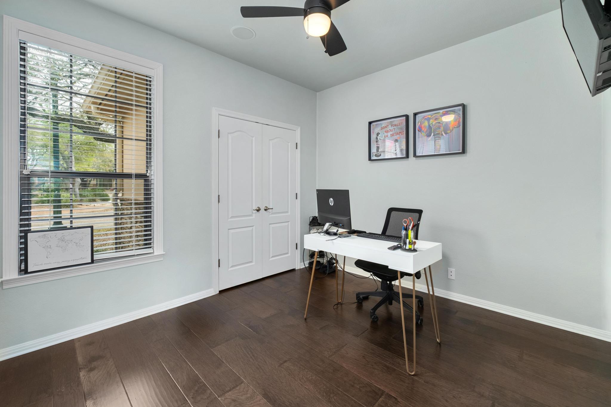 13700 Layton Loop