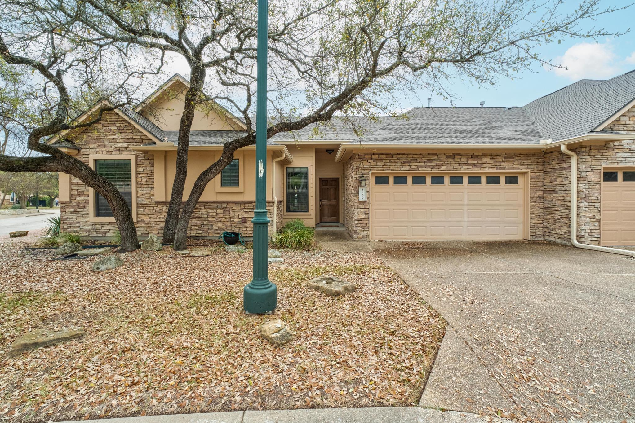 13700 Layton Loop