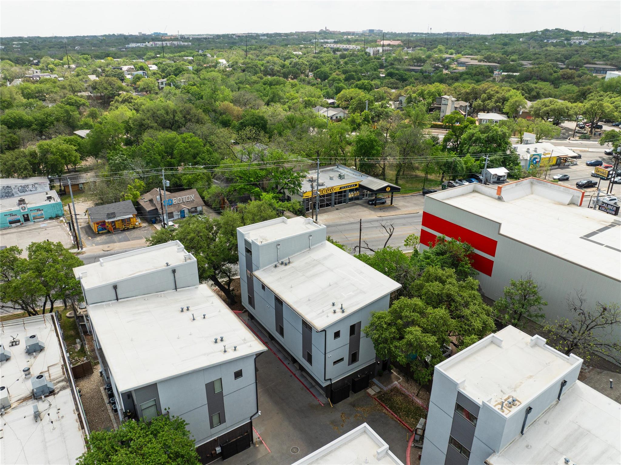 1702 S Lamar BLVD # 30