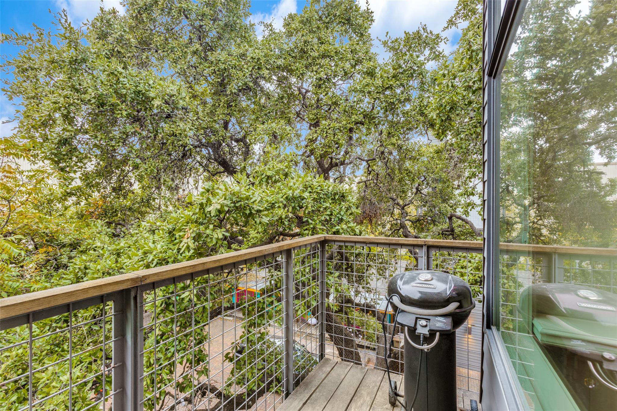 1702 S Lamar BLVD # 30