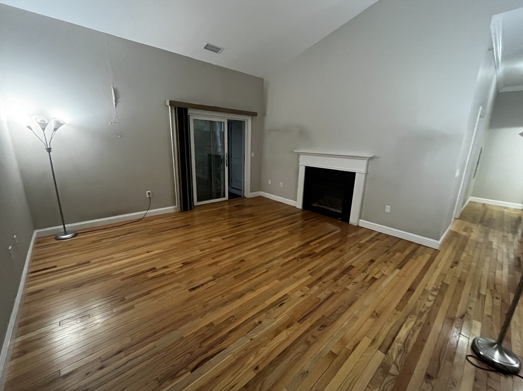 1100 Vfw Parkway # 306