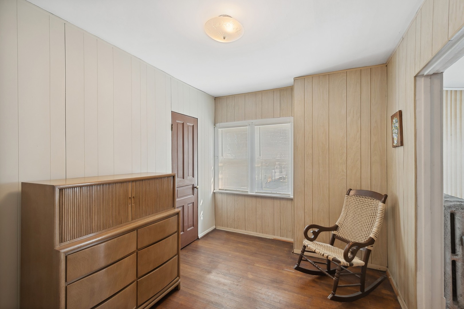 3806 N Lowell Avenue