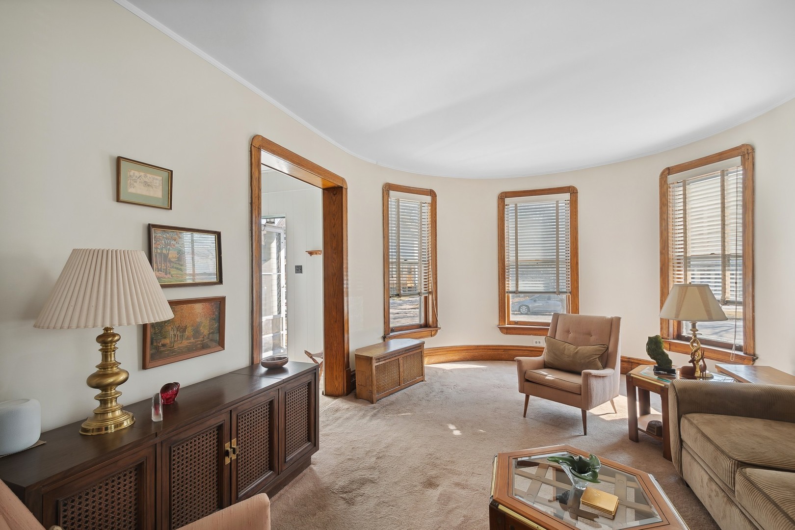 3806 N Lowell Avenue