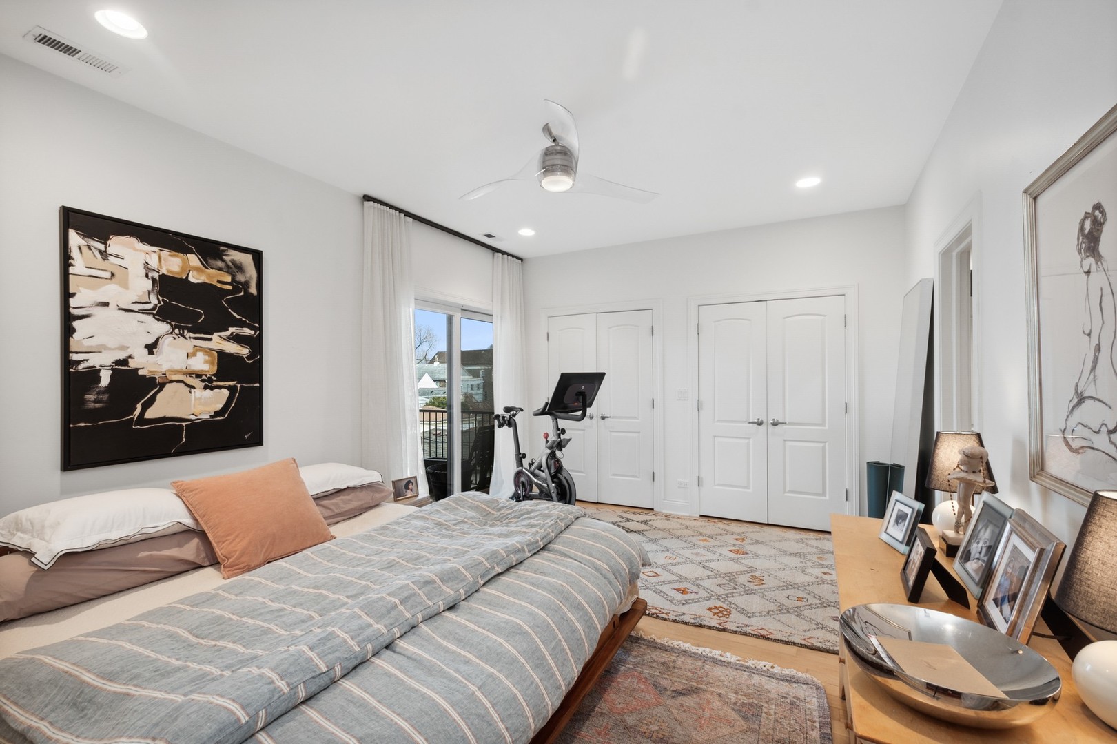 3515 S Halsted Street Unit: 2