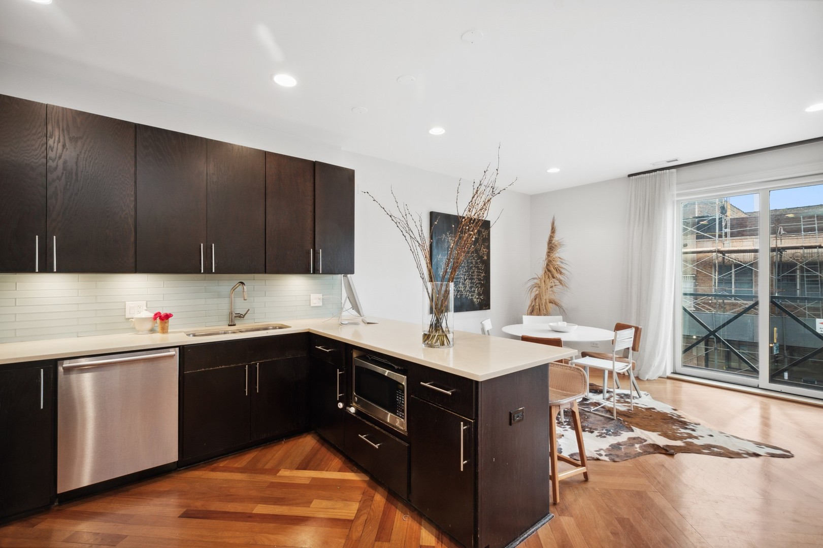 3515 S Halsted Street Unit: 2