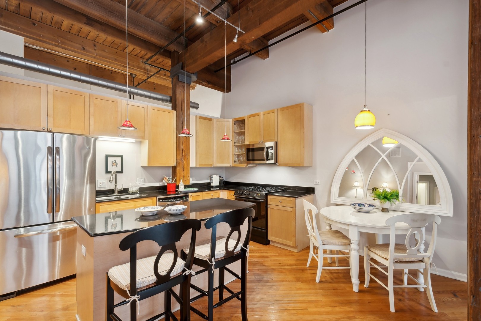 525 W Superior Street Unit: 530