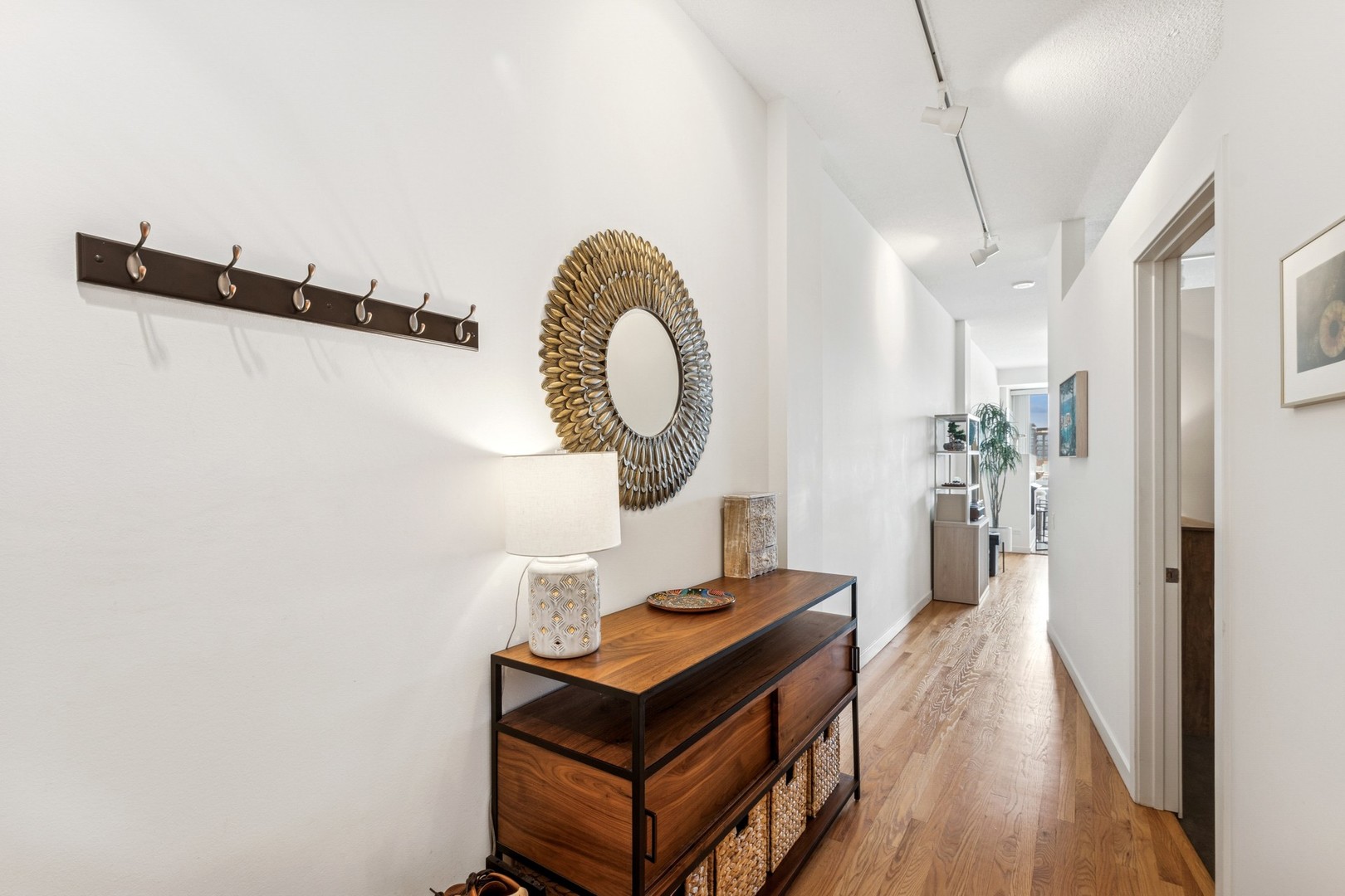 950 W Erie Street Unit: 702