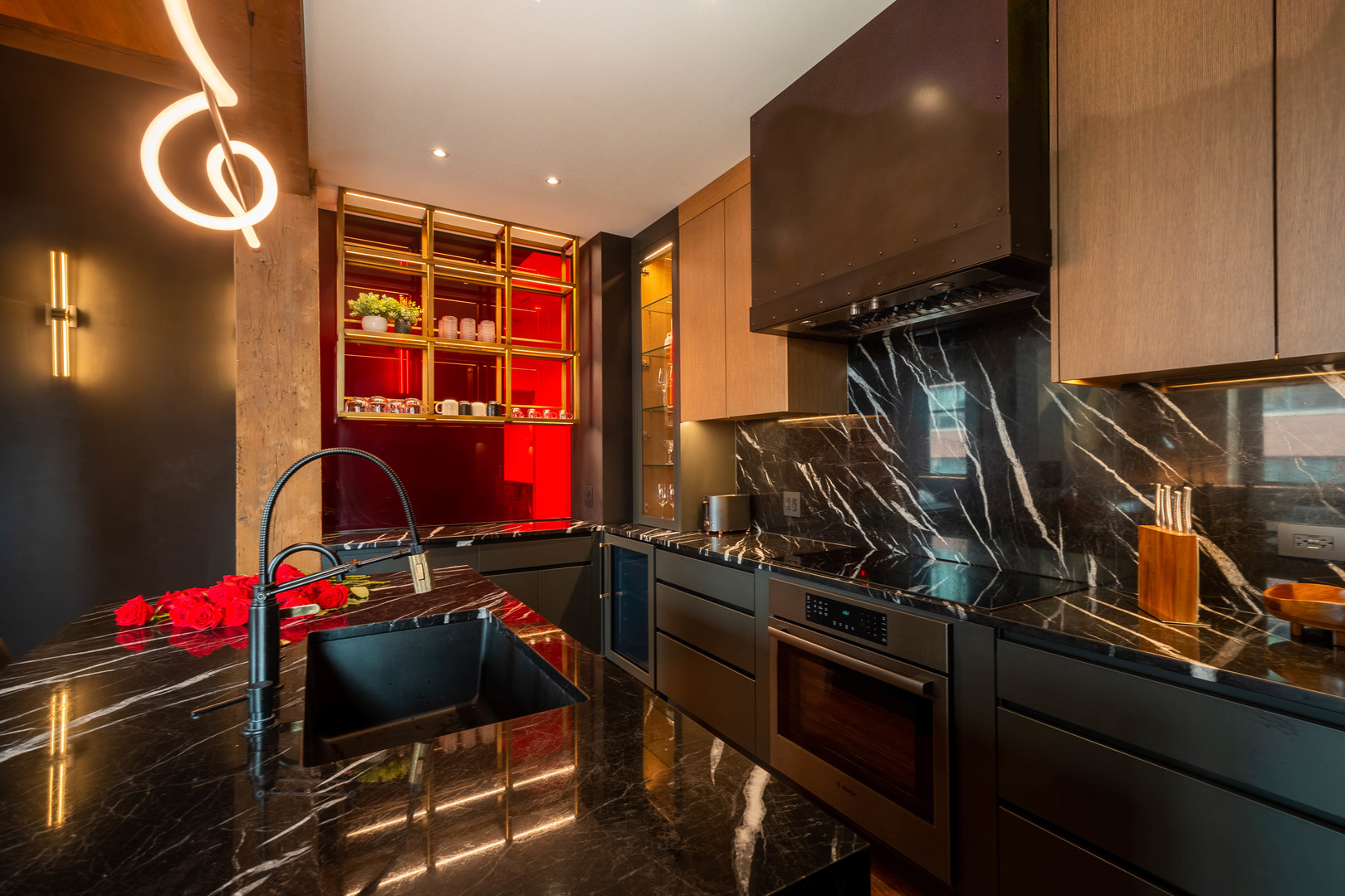1101 W Lake Street Unit: 3D