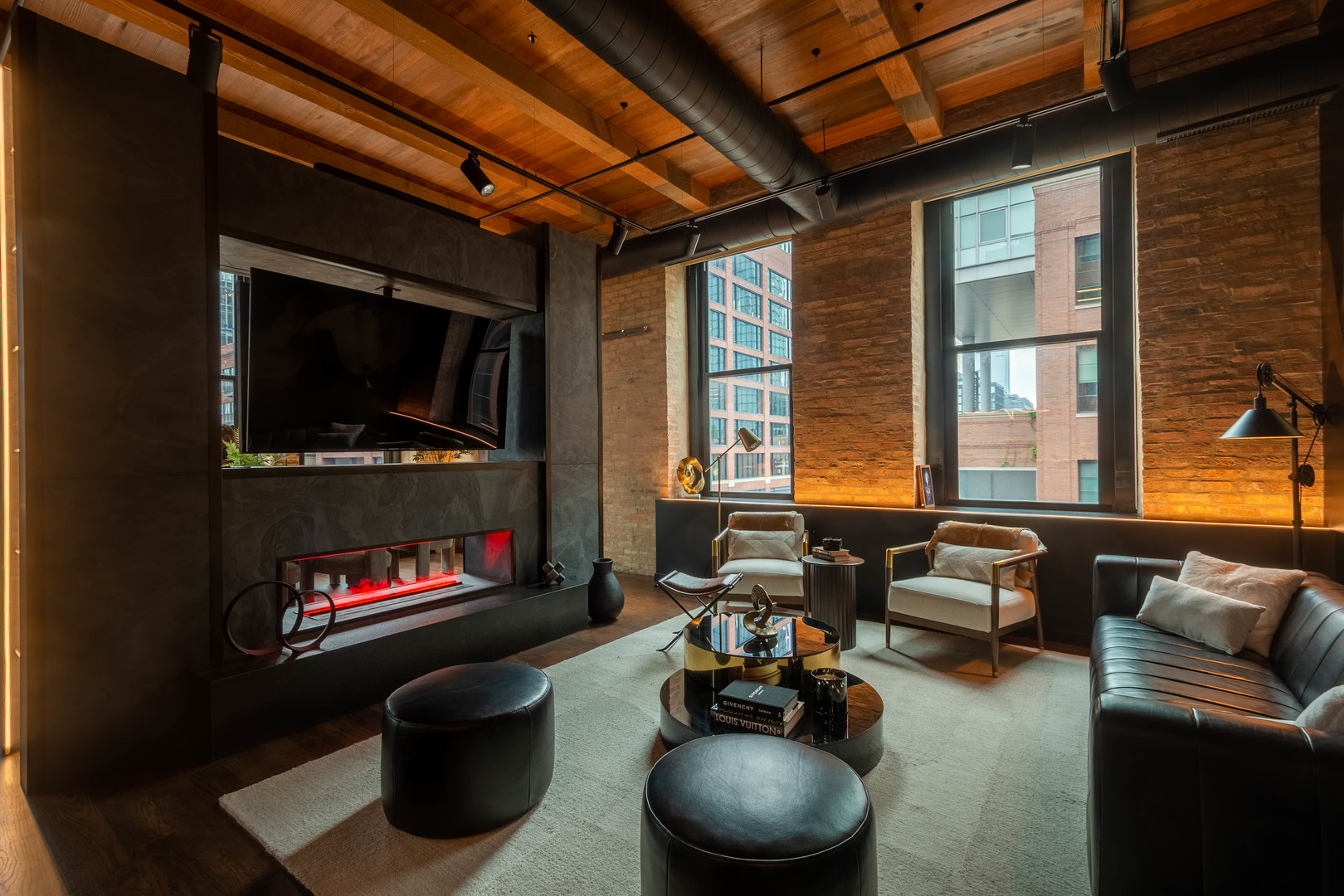 1101 W Lake Street Unit: 3D