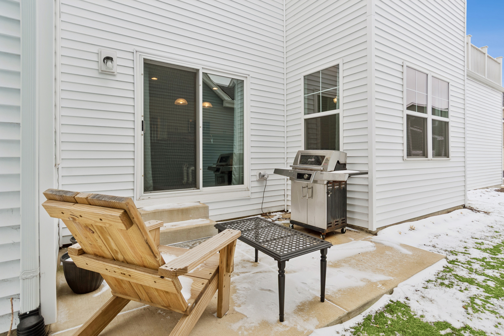 875 Station Boulevard