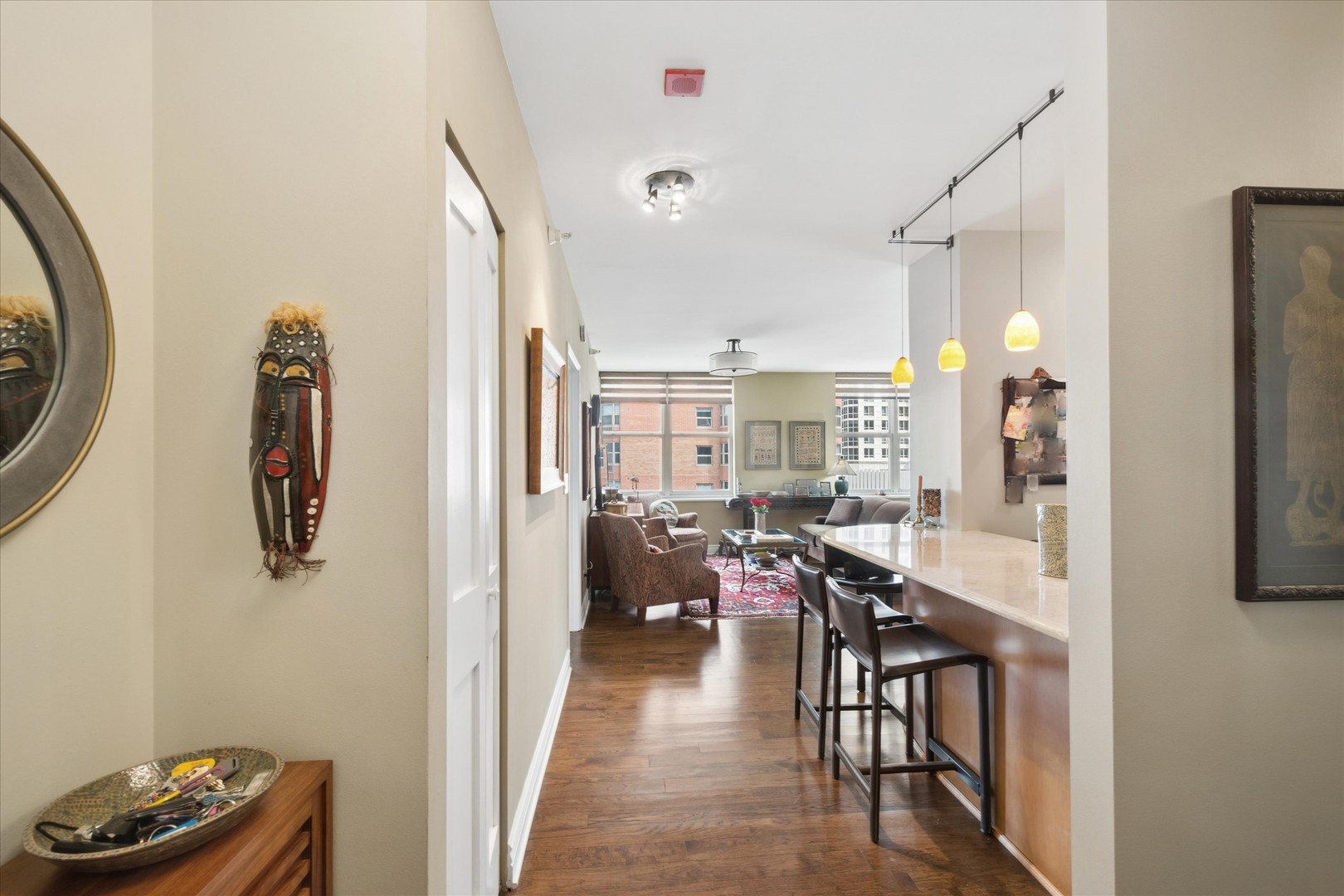 21 W CHESTNUT Street Unit: 809