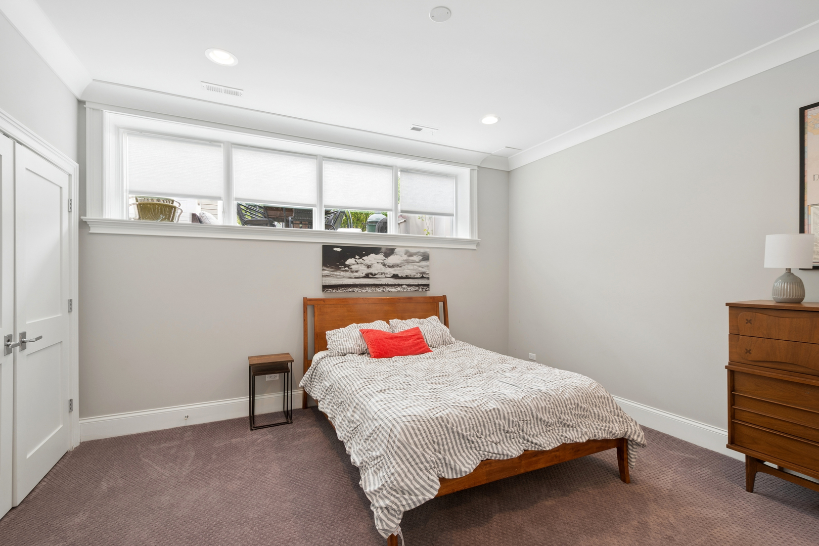 3830 N LOWELL Avenue