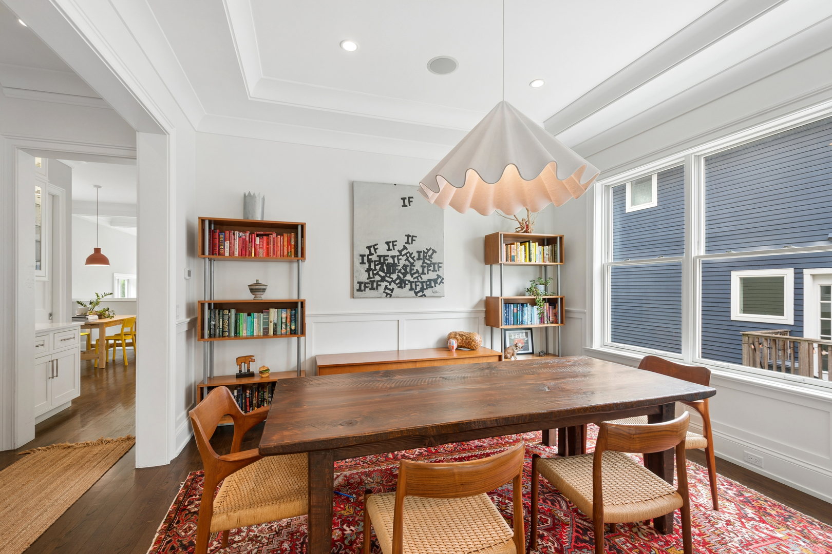 3830 N LOWELL Avenue