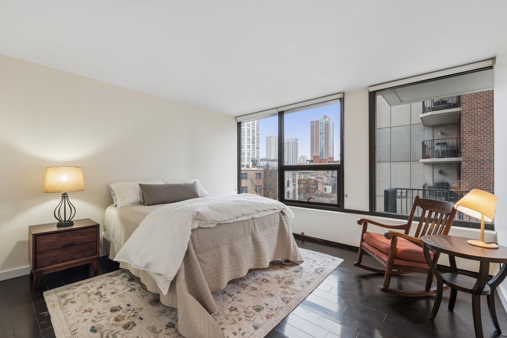 1400 N STATE Parkway Unit: 5DEF