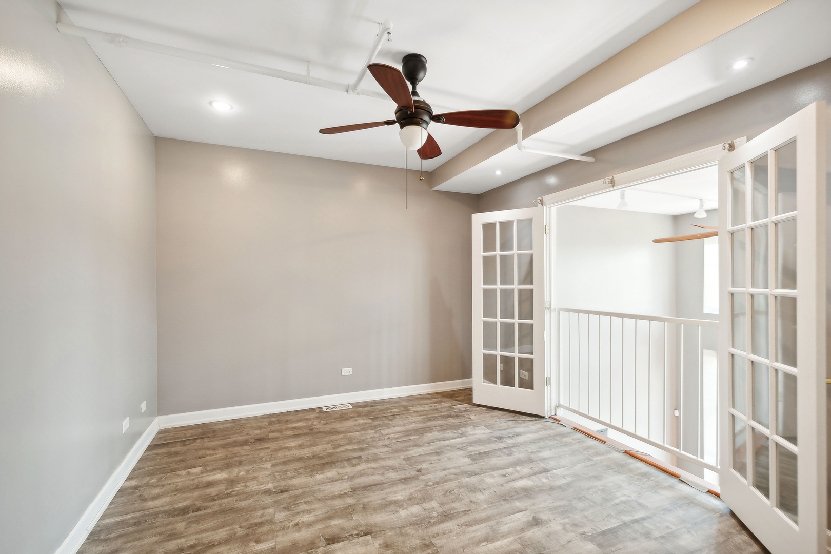 70 E 18th Street Unit: 4E